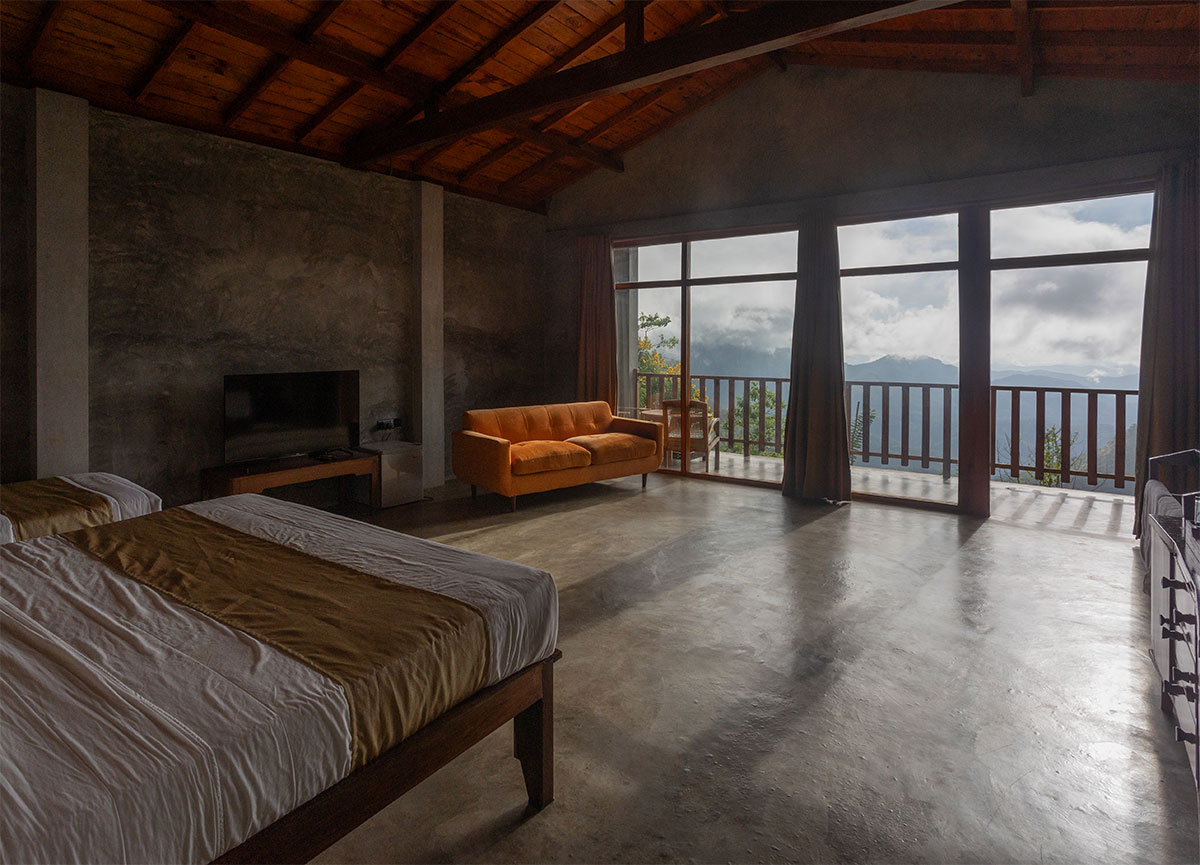 Sun Up Room